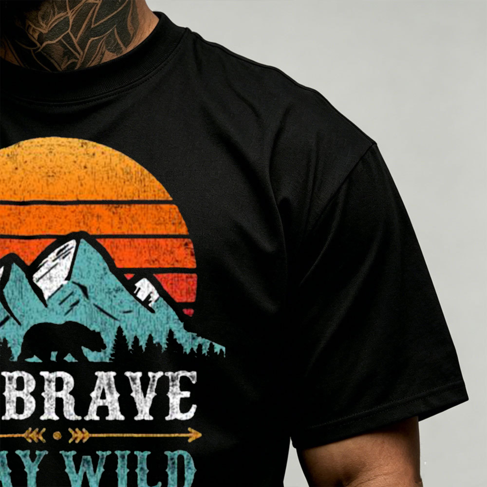 Sunset Mountain Bear Graphic M - Outdoor Adventure Quotes Short reseña y precio
