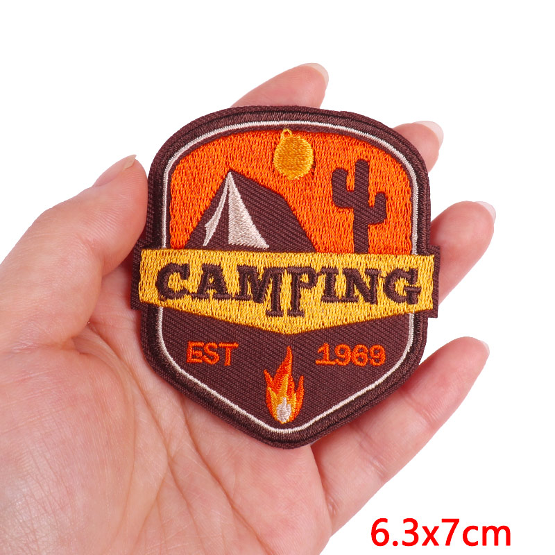 Mountain Camping Adventure Emb - Outdoor Adventure With No Backpack reseña y precio
